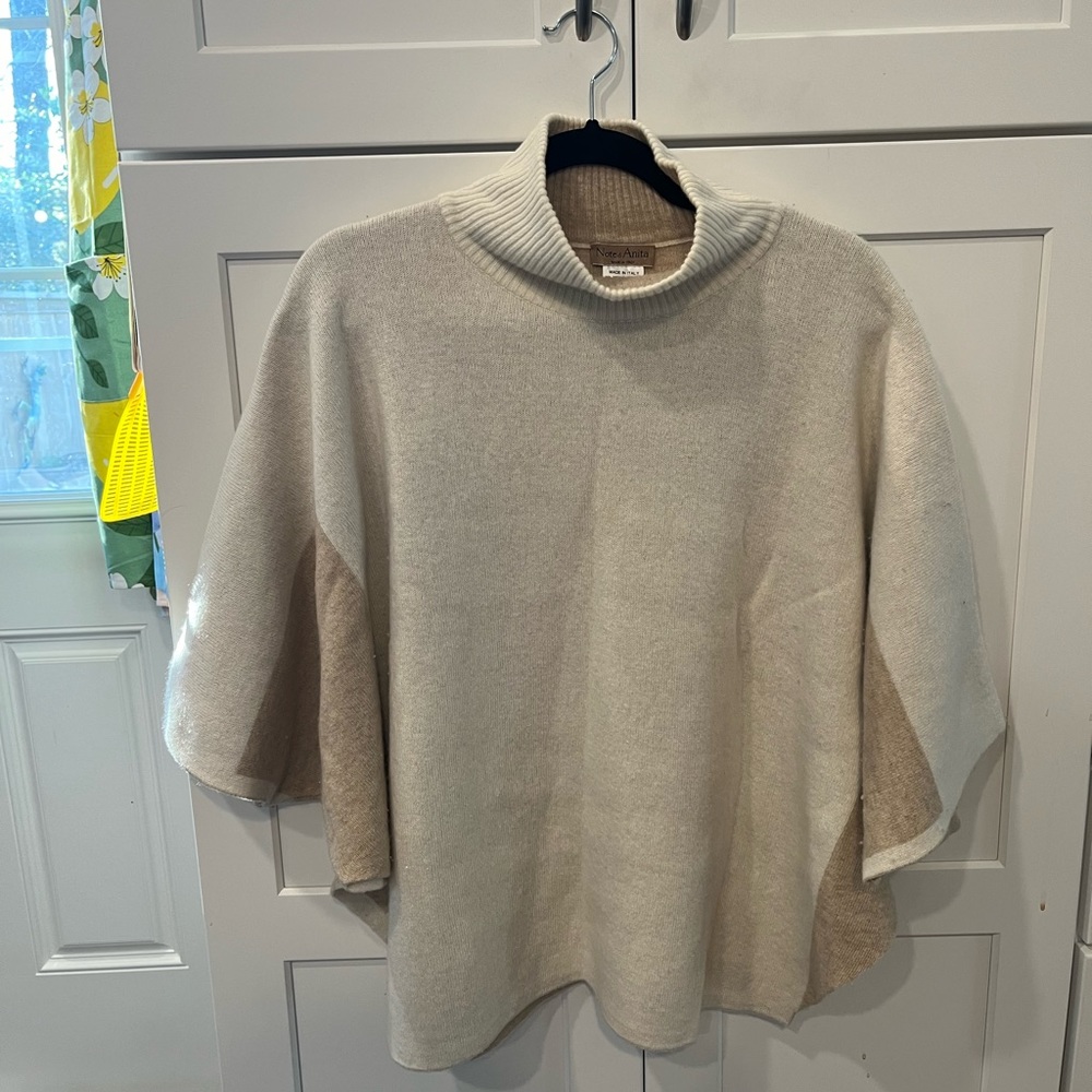 Note di Antina poncho